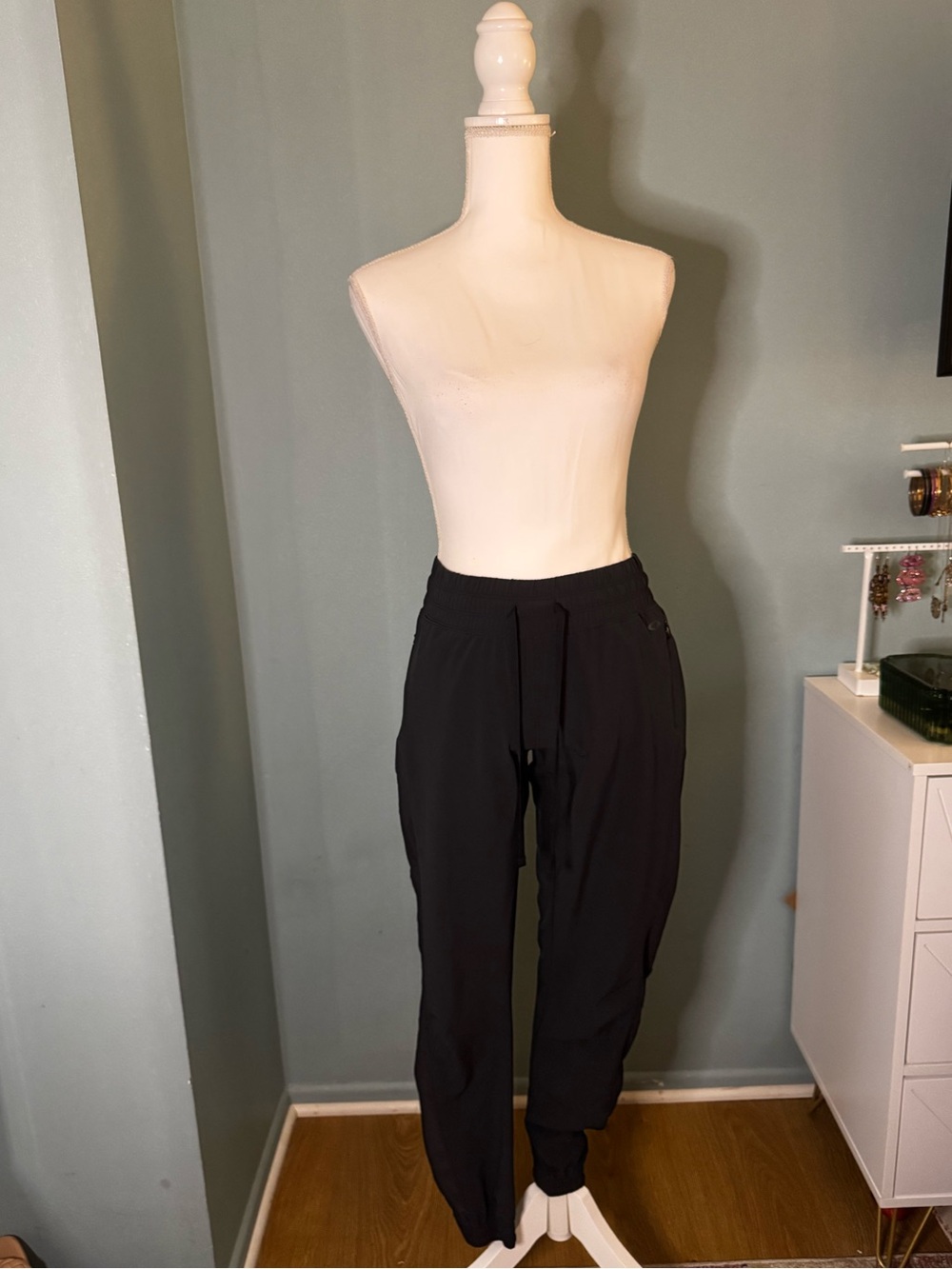 Oakley Black Performance Jogger Pants XS slim wind pant EUC